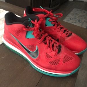 LeBron James Christmas Shoes